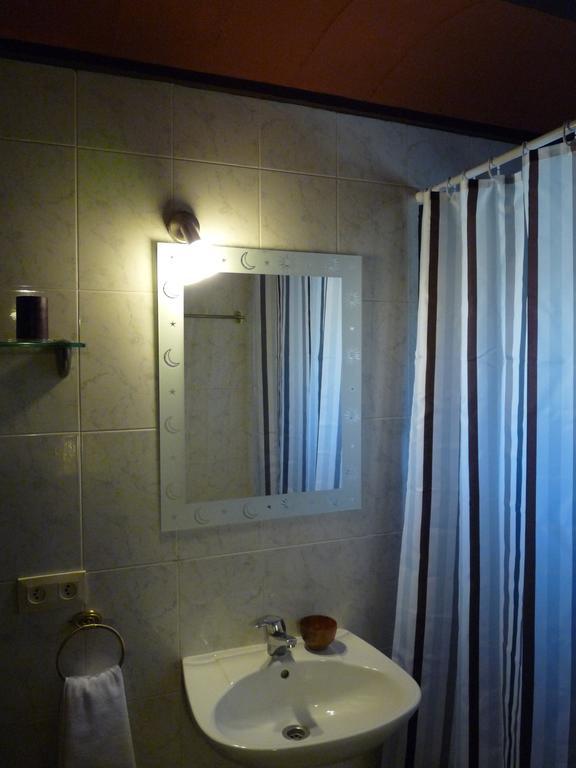 Can Janot Villa โอลอต ภายนอก รูปภาพ