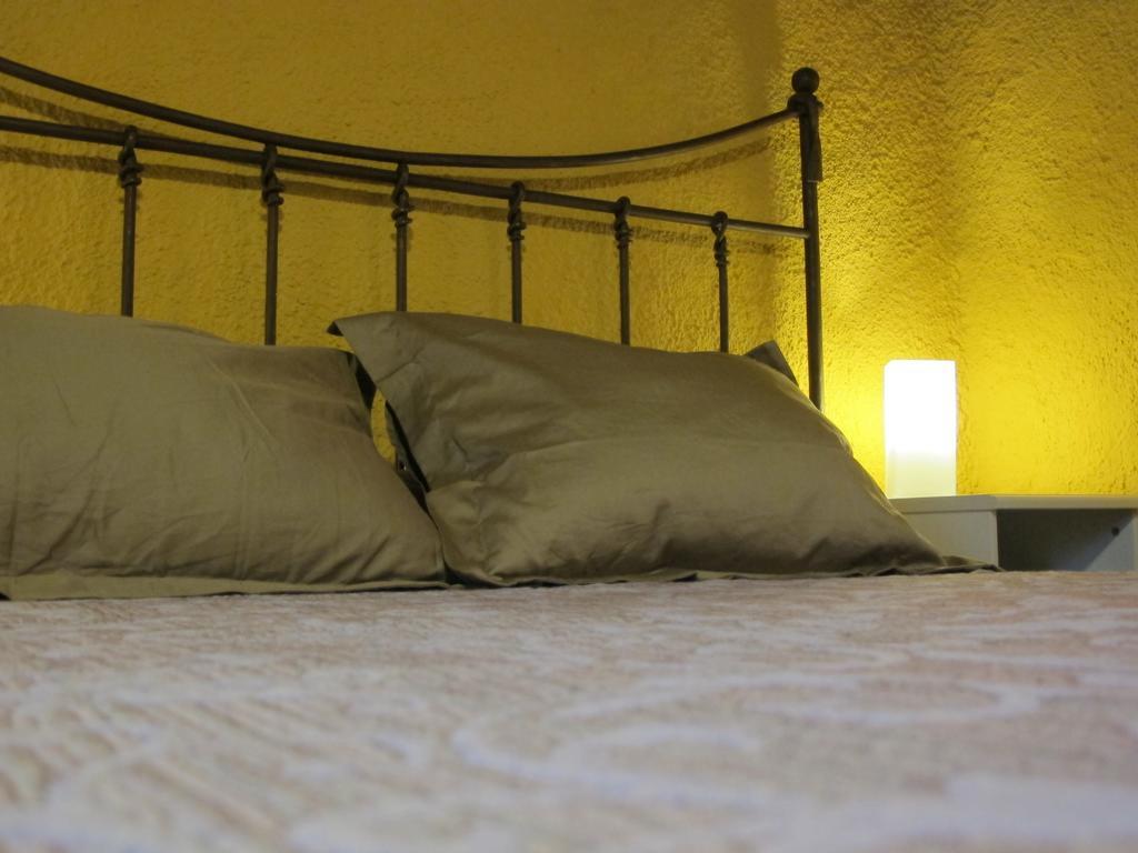 Can Janot Villa โอลอต ภายนอก รูปภาพ